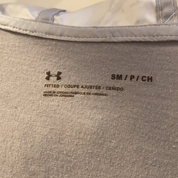 Under Armour Sportstyle Wind Anorak Size S - Picture 5 of 10